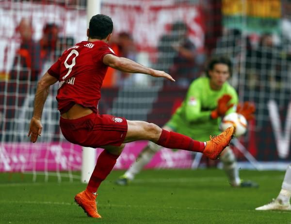 2015-09-12t151621z_832257117_lr2eb9c16eyax_rtrmadp_3_soccer-germany_reuters