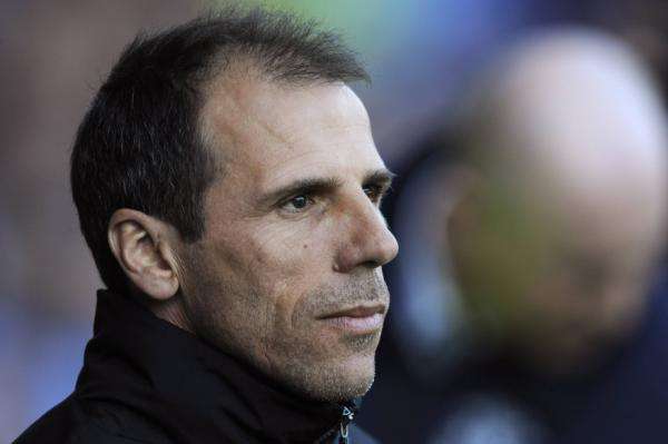 2012-07-07t175102z_1744956937_gm1e878052r01_rtrmadp_3_soccer-england-watford-zola_reuters