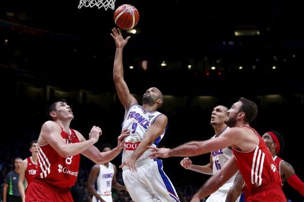 2015-09-12t204505z_259371767_gf10000203534_rtrmadp_3_basketball-european_reuters