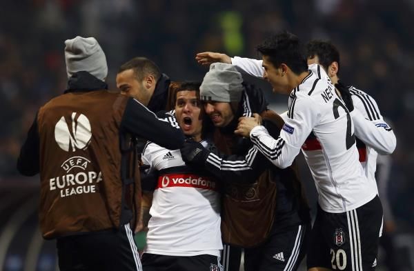 2015-03-19t212133z_1463990522_lr2eb3j1nbnj6_rtrmadp_3_soccer-europa_reuters