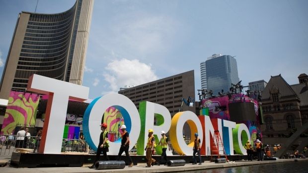 pan-am-games-toronto-sign