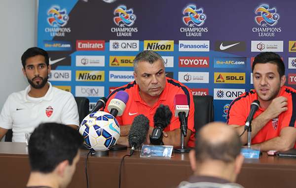 كوزمين خلال المؤتمر الصحفي