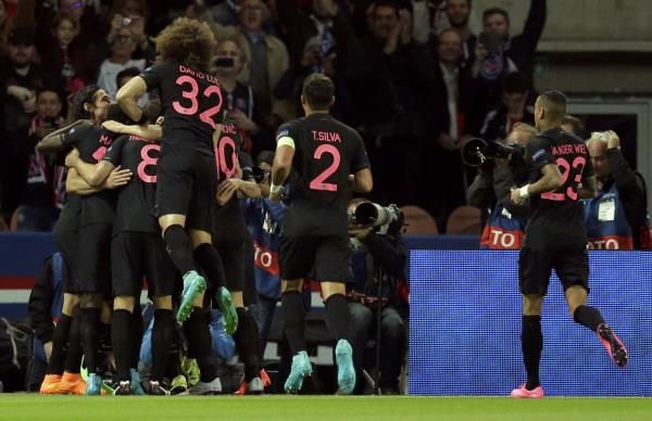 2015-09-15t192008z_763646360_lr2eb9f1hp9vj_rtrmadp_3_soccer-champions-psg-mal_reuters