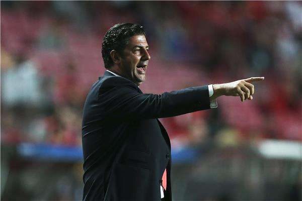 روي فيتوريا 