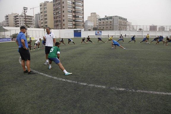 رستم مشرفاً على تدريبات الصفاء