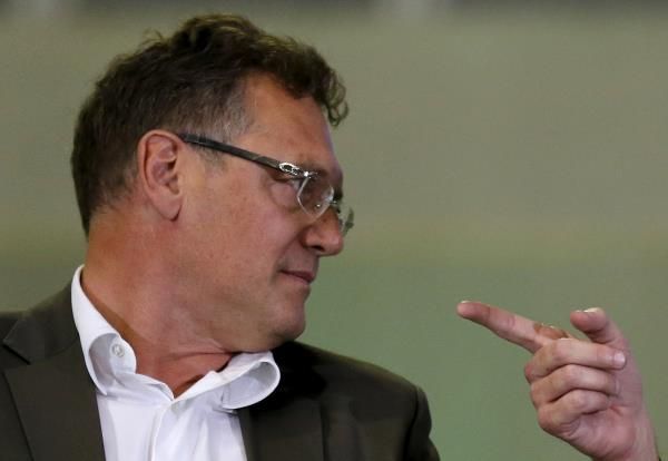 2015-09-17t203151z_655023273_gf10000210139_rtrmadp_3_soccer-fifa-valcke_reuters