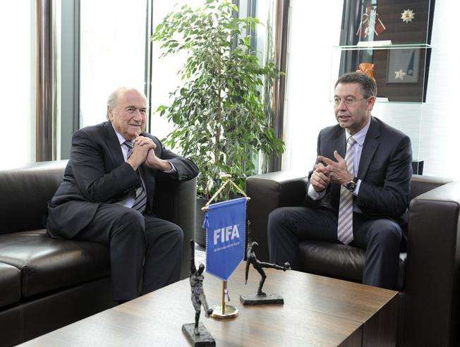 bartomeu-medita-plantar-a-blatter-en-el-mundial-de-clubs