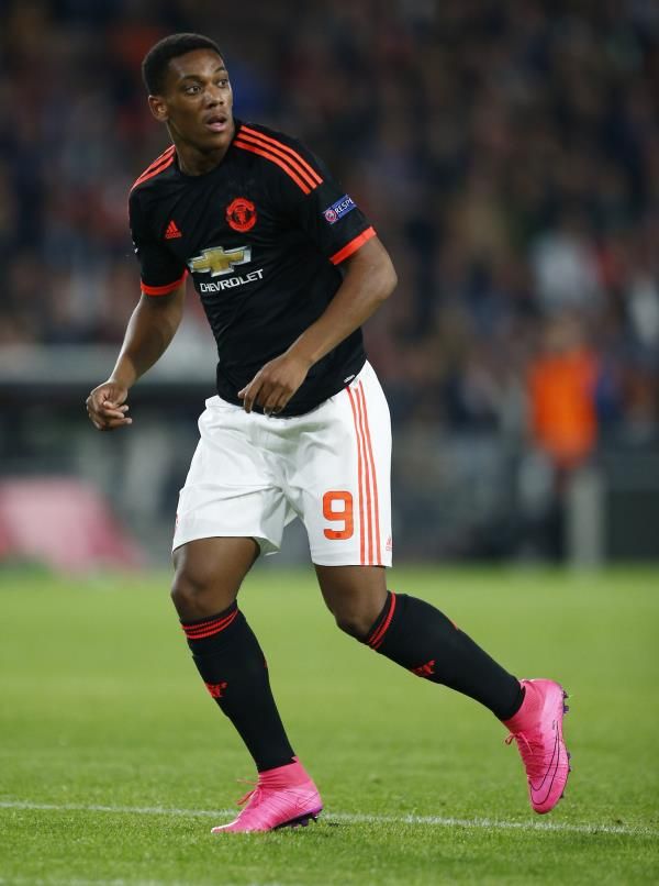 2015-09-15t185406z_85344846_mt1aci14007765_rtrmadp_3_soc_reuters