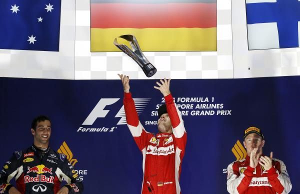2015-09-20t161628z_1820469378_gf10000213793_rtrmadp_3_motor-racing-prix_reuters