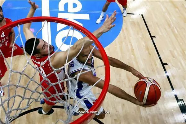 ?i=epa%2fbasketball%2f2015-09%2f2015-09-20-04940495_epa