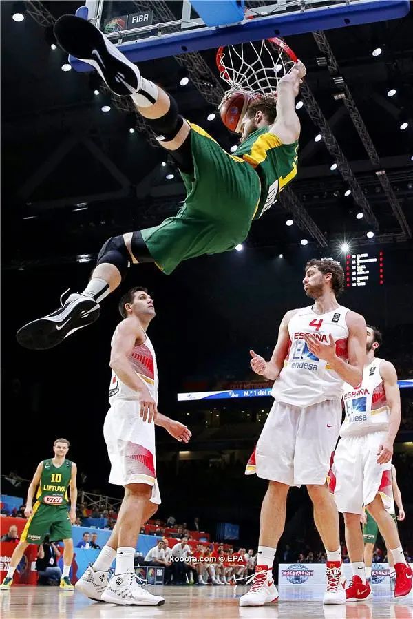 ?i=epa%2fbasketball%2f2015-09%2f2015-09-20-04941072_epa