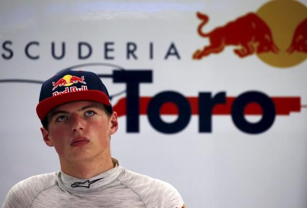 2015-09-18t121348z_2021273728_gf10000211016_rtrmadp_3_motor-racing-prix_reuters