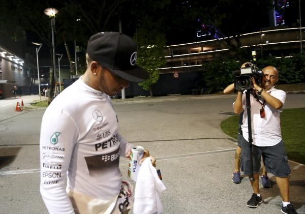 2015-09-20t134414z_376900881_gf10000213708_rtrmadp_3_motor-racing-prix_reuters