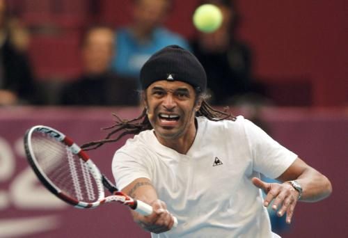 2012-02-07t203808z_01_ten32rpt_rtridsp_3_tennis-women-paris_reuters