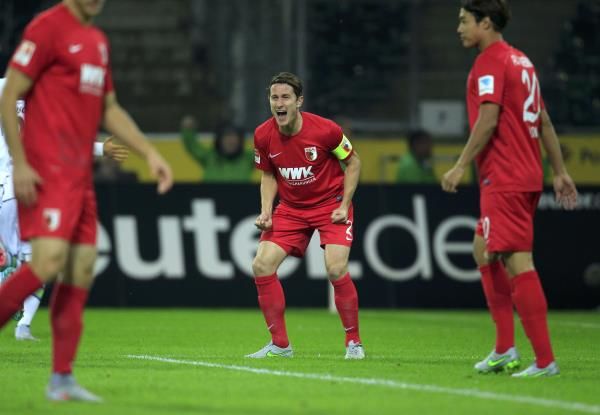 2015-09-23t194236z_1938421213_lr2eb9n1iqpti_rtrmadp_3_soccer-germany_reuters
