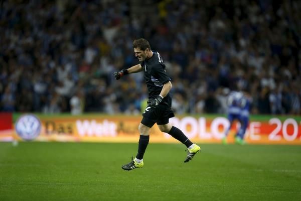 2015-09-20t204131z_613039391_gf10000214274_rtrmadp_3_soccer-portugal_reuters