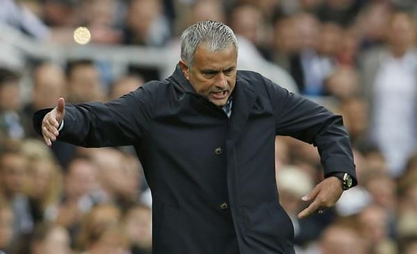 2015-09-26t165303z_86287983_mt1aci14030152_rtrmadp_3_soccer-england-new-che_reuters