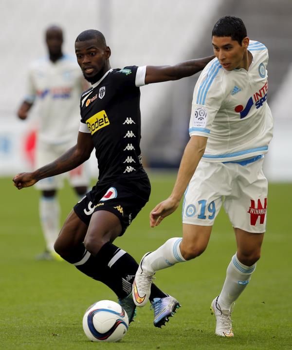 2015-09-27t120704z_1811452225_gf10000223074_rtrmadp_3_soccer-france_reuters