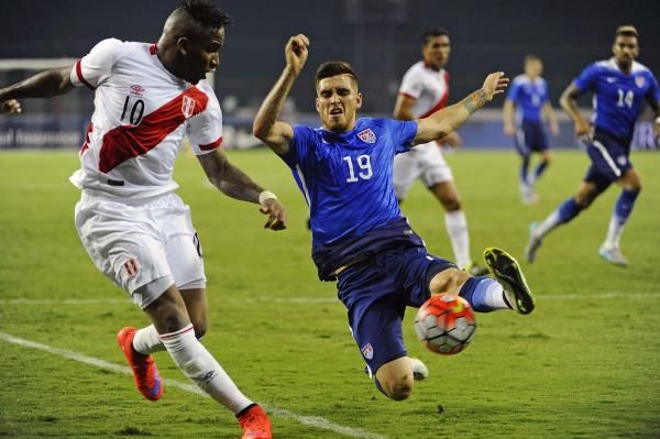 2015-09-05t015749z_751357256_nocid_rtrmadp_3_soccer-international-soccer-friendly-peru-at-usa_reuters