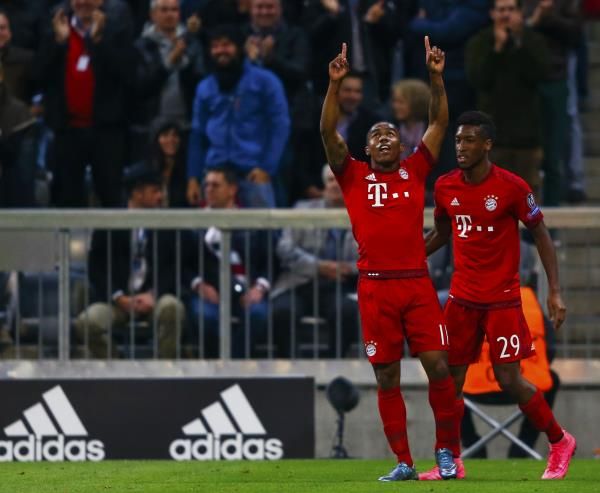 2015-09-29t190911z_1948128338_lr1eb9t1h70zn_rtrmadp_3_soccer-champions-bay-dza_reuters