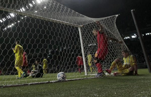 2015-09-30t182710z_2093012536_lr1eb9u1f7ba1_rtrmadp_3_soccer-champions-ast-gal_reuters