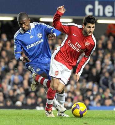 لقطة من المبارة الماضية التي انهزم فيها تشيلسي أمام أرسنال