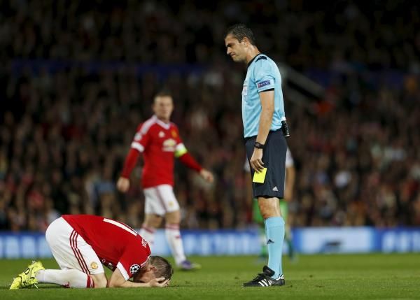 2015-09-30t201049z_1529177536_gf10000228156_rtrmadp_3_soc_reuters