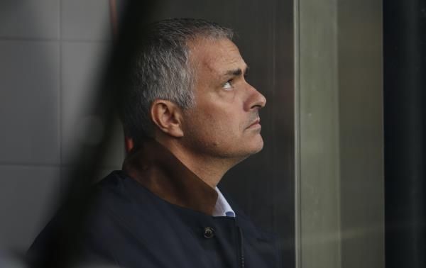 2015-09-26t164313z_86287393_mt1aci14030088_rtrmadp_3_soccer-england-new-che_reuters