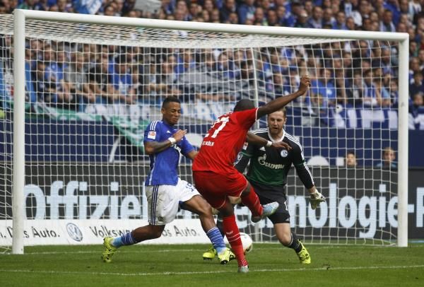 2015-10-04t150840z_307521533_lr1eba4162584_rtrmadp_3_soccer-germany_reuters