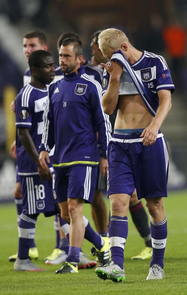 2015-09-17t210318z_752052918_lr2eb9h1mh7kq_rtrmadp_3_soccer-europa-and-asm_reuters