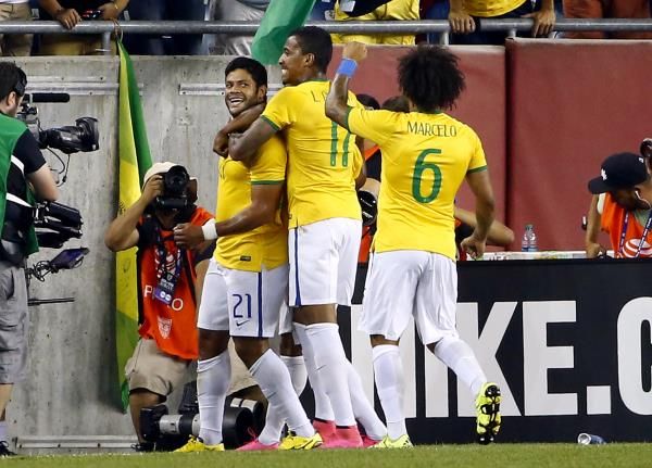 2015-09-09t014252z_230794308_nocid_rtrmadp_3_soccer-international-men-s-soccer-friendly-brazil-at-usa_reuters