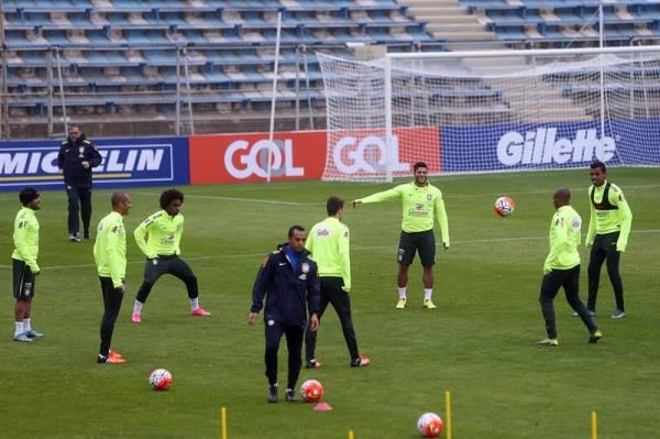 20151006-635796864532323601w_efe