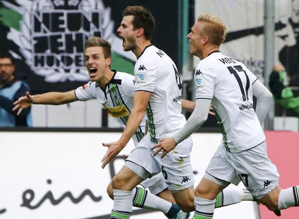 2015-10-03t151454z_1227011374_lr2eba316cklw_rtrmadp_3_soccer-germany_reuters