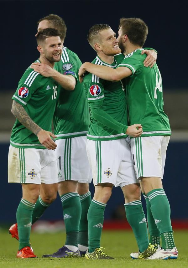 2015-10-08t203408z_87338048_mt1aci14060697_rtrmadp_3_soc_reuters