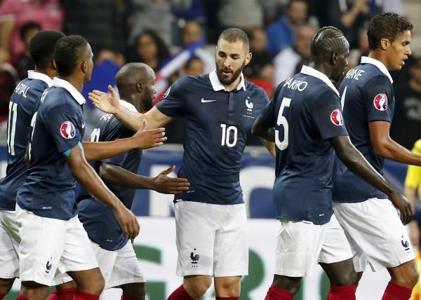 2015-10-08t205320z_16774401_gf10000237388_rtrmadp_3_soccer-friendly_reuters