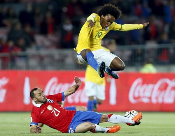 2015-10-09t011259z_856295401_gf10000237706_rtrmadp_3_soccer-world_reuters