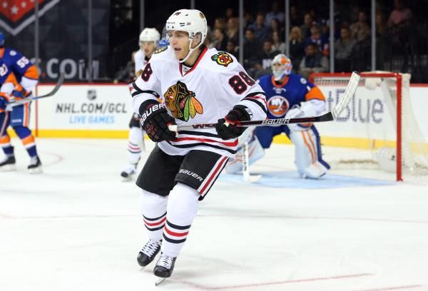 2015-10-10t030028z_268419380_nocid_rtrmadp_3_nhl-chicago-blackhawks-at-new-york-islanders_reuters