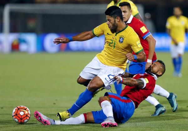 2015-10-09t005529z_1166299956_gf10000237675_rtrmadp_3_soccer-world_reuters