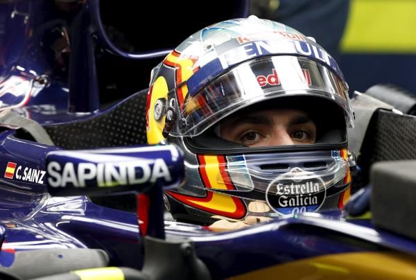 2015-10-10t113108z_1005949461_gf10000239706_rtrmadp_3_motor-racing-prix-practice_reuters