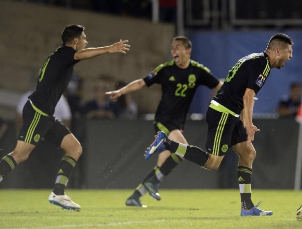 2015-10-11t045938z_2074864942_nocid_rtrmadp_3_soccer-mexico-at-usa_reuters