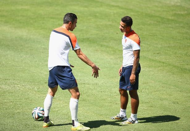 netherlands-training-session-2014-fifa-world-cup-brazil