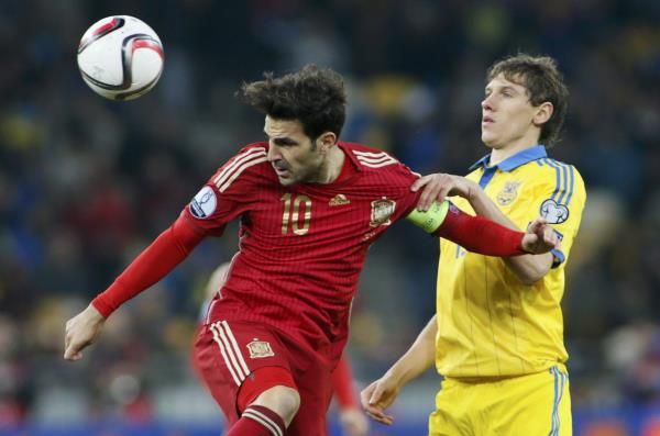 2015-10-12t185411z_1064308086_lr2ebac1gi08b_rtrmadp_3_soccer-euro_reuters