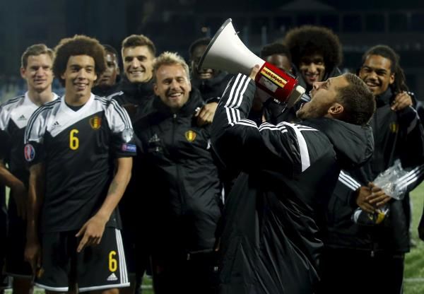 2015-10-10t211524z_1423506904_gf10000240308_rtrmadp_3_soccer-euro_reuters