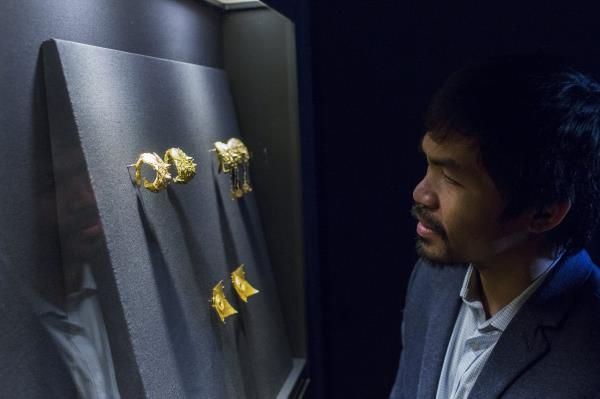 2015-10-12t201437z_743634268_gf10000242513_rtrmadp_3_philippines-election-pacquiao-ny_reuters