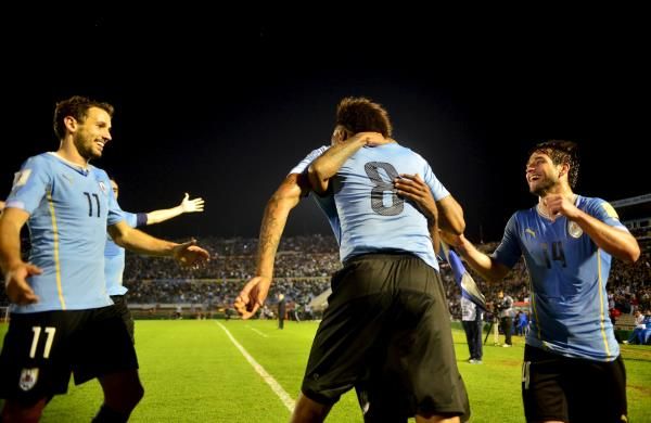 2015-10-14t020958z_716419467_gf10000244240_rtrmadp_3_soccer-world_reuters