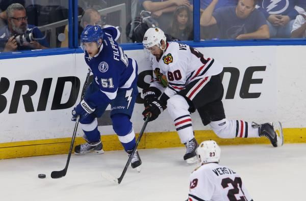 2015-06-14t031516z_2147000195_nocid_rtrmadp_3_nhl-stanley-cup-final-chicago-blackhawks-at-tampa-bay-lightning_reuters