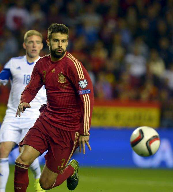 2015-10-09t200807z_766528636_gf10000239013_rtrmadp_3_soccer-euro_reuters