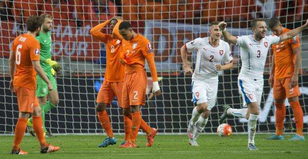 2015-10-14t010237z_1452883303_gf10000243869_rtrmadp_3_soccer-euro_reuters