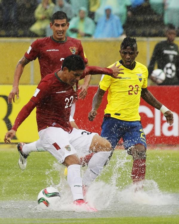 2015-10-13t230456z_494111235_gf10000244066_rtrmadp_3_soccer-world_reuters