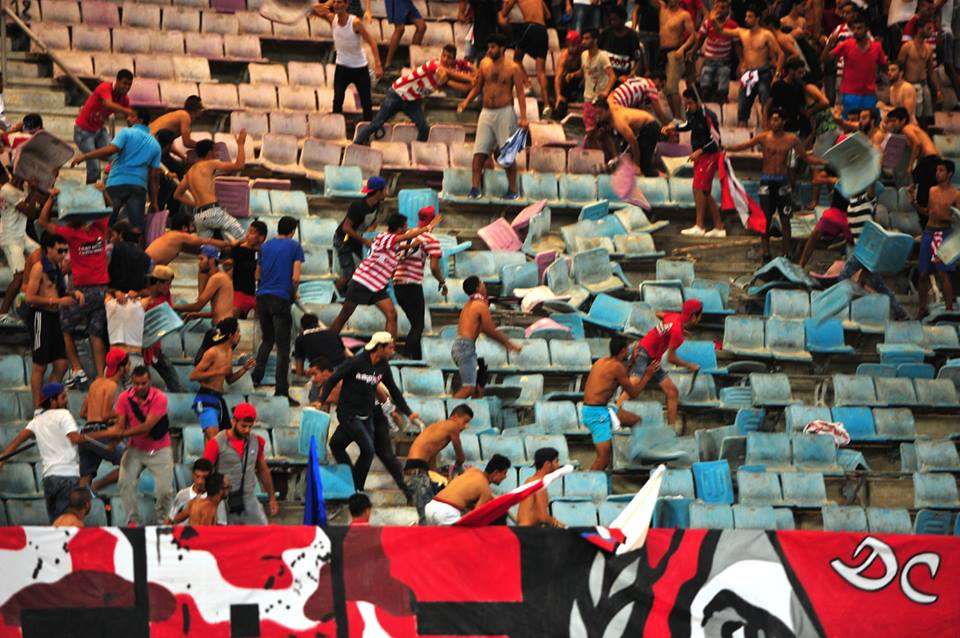 من اعمال العنف واحداث الشغب لاحباء الافريقي فيما بينهم 